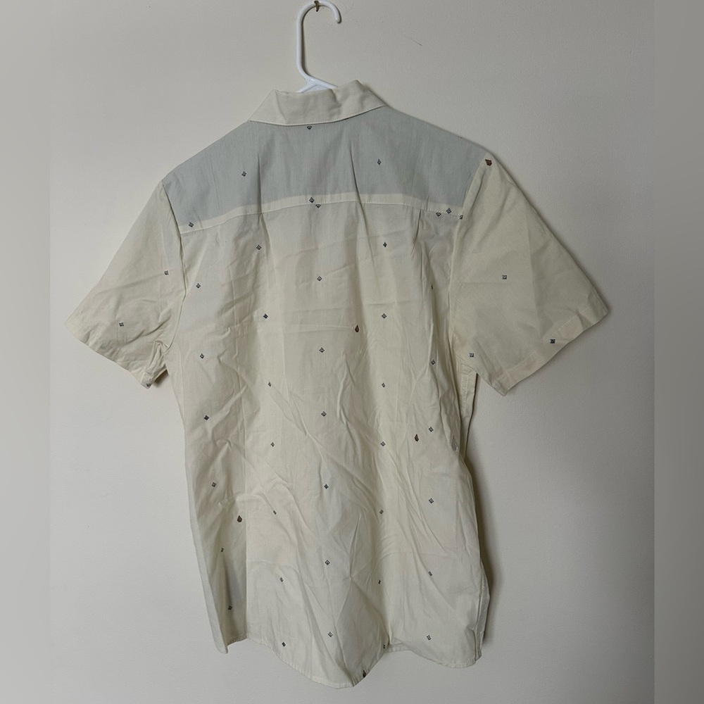 Volcom Men's Cream/Yellow Patterned Button Down Shirt‎ - Picture 2 of 9